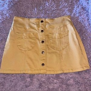 Yellow mini skirt